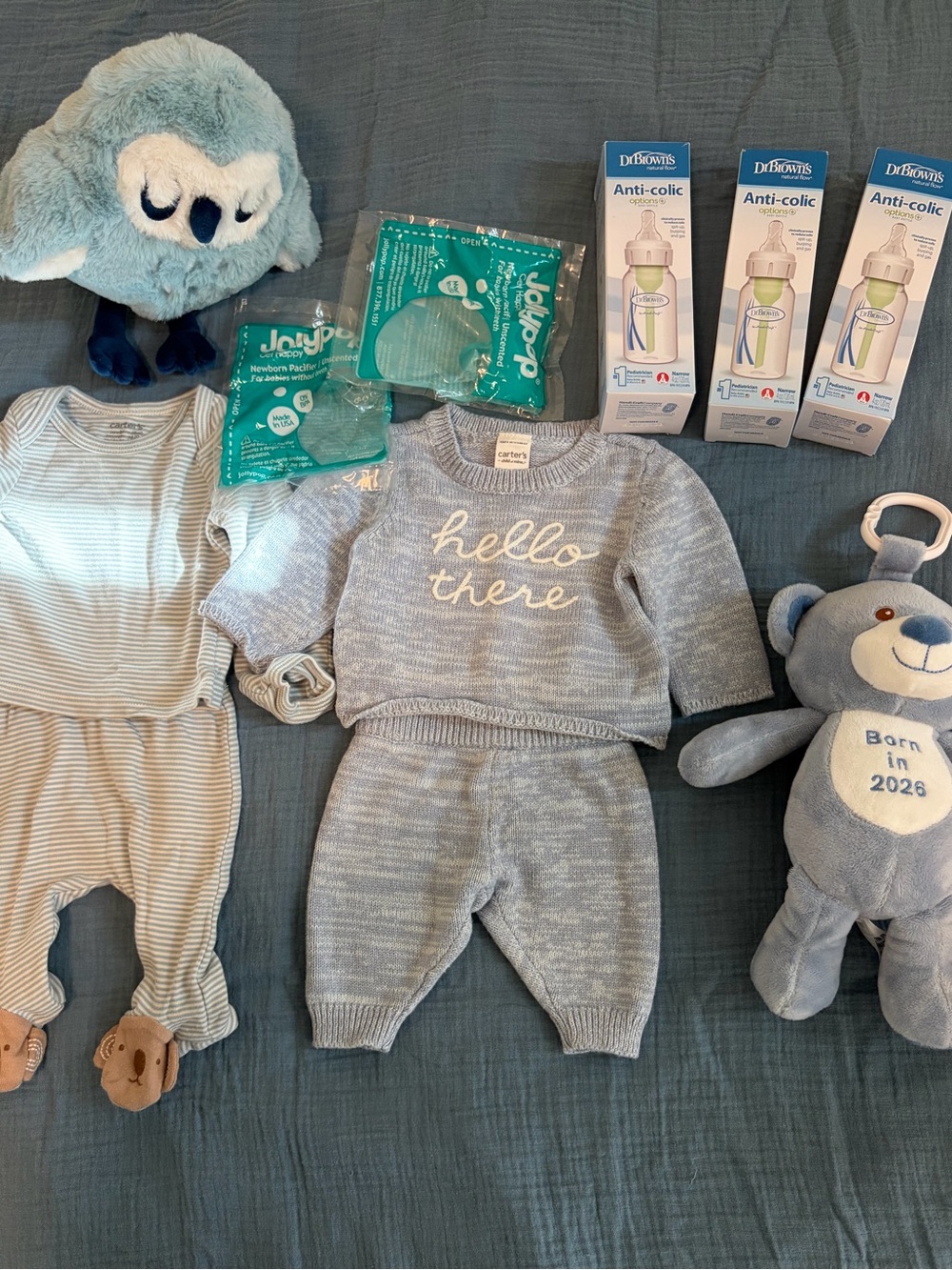 Newborn bundle items